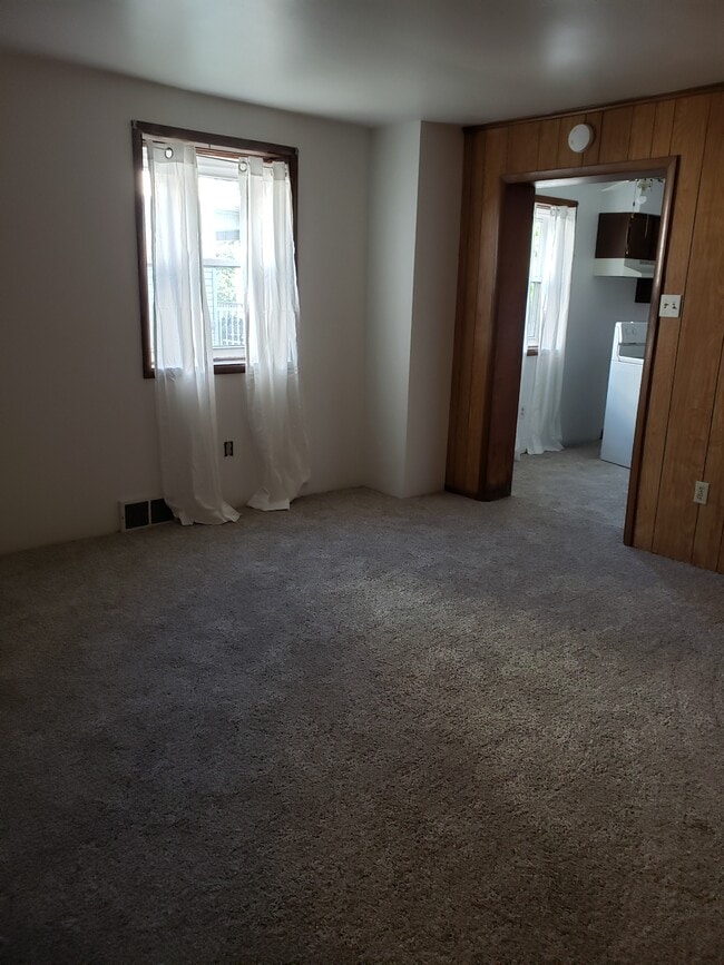 Foto del edificio - 536 Todd Ave
