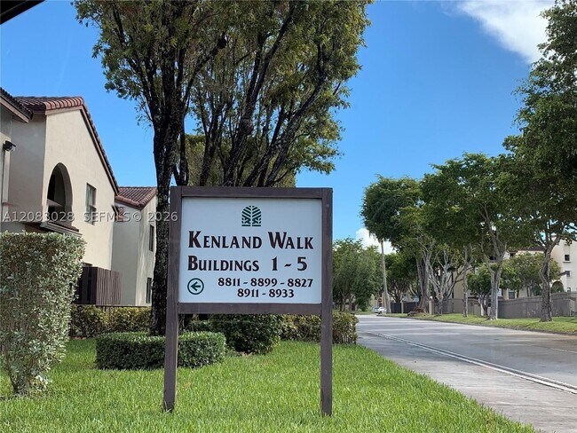 Foto del edificio - 8933 SW 123rd Ct