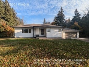 Building Photo - 368 Ridge Rd W