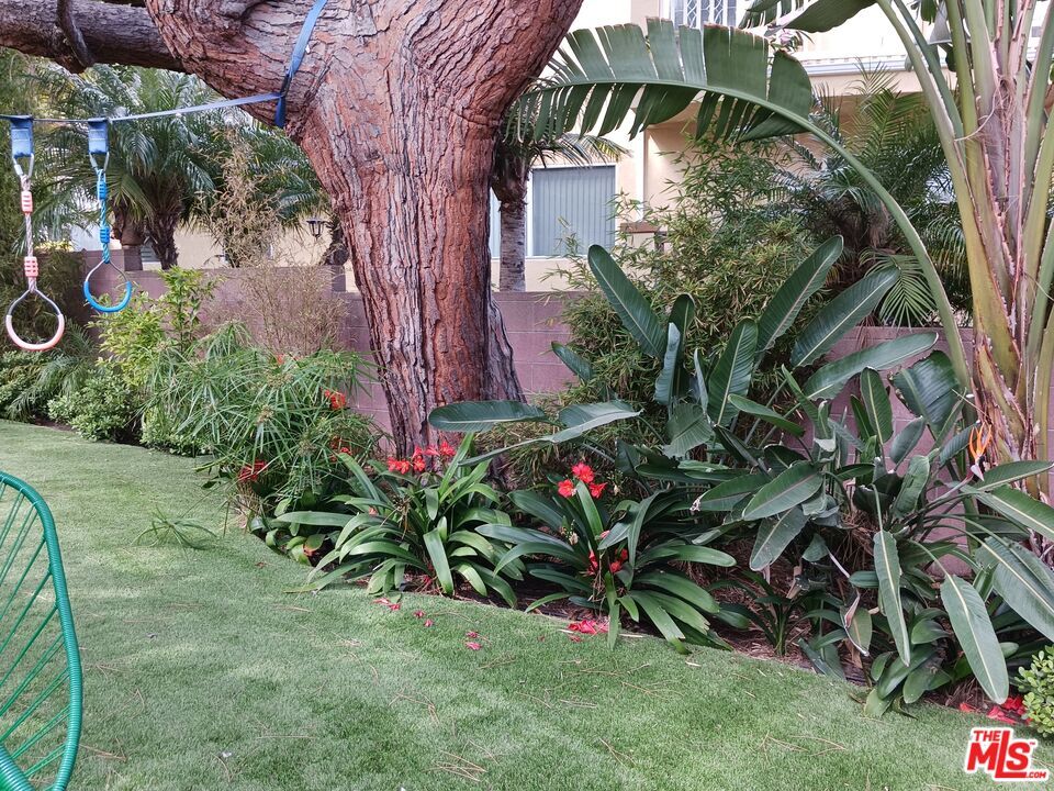 Foto del edificio - 3859 Cochran Ave