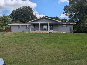 Building Photo - 153 Commerce Ln
