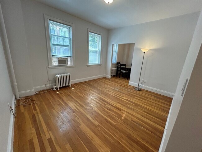 Foto del edificio - 48 Strathmore Rd