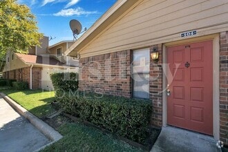 Building Photo - 2240 Tarpley Rd