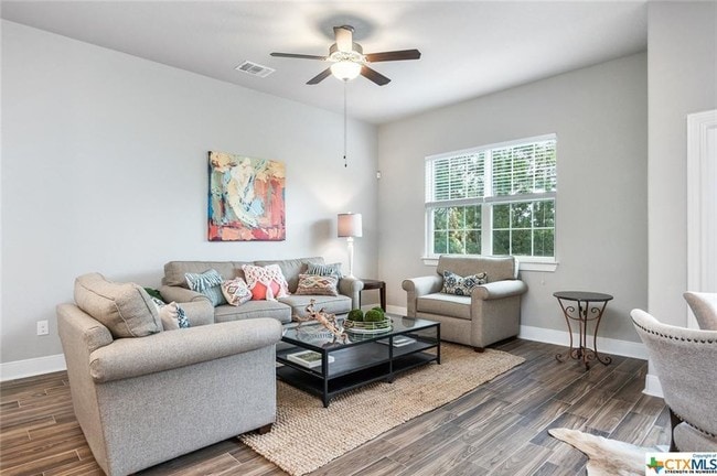 Building Photo - 3067 View Ridge Dr