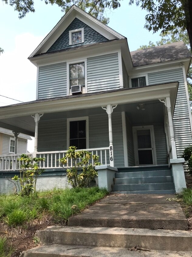 Primary Photo - 816 Spring Garden St