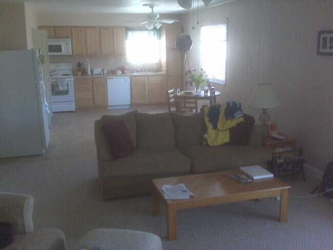 Foto del edificio - 349 Gilmore St