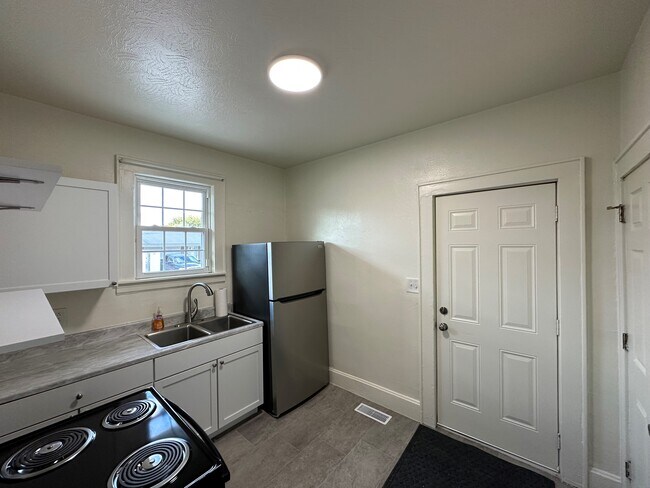 Foto del edificio - 1001 28th St