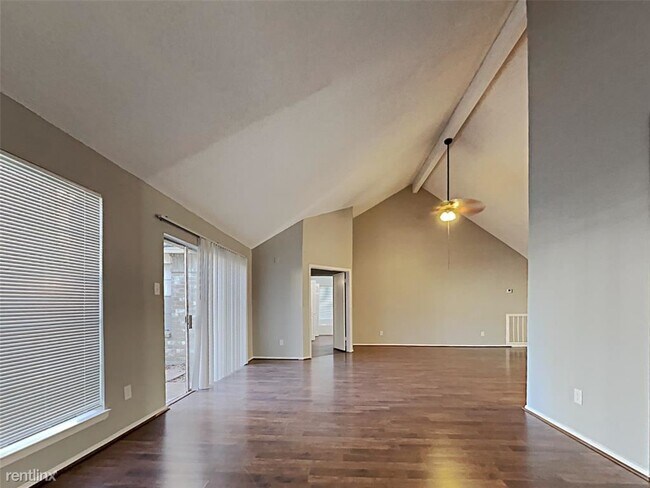 Building Photo - 3 br, 2 bath House - 25315 Hollybush Ln