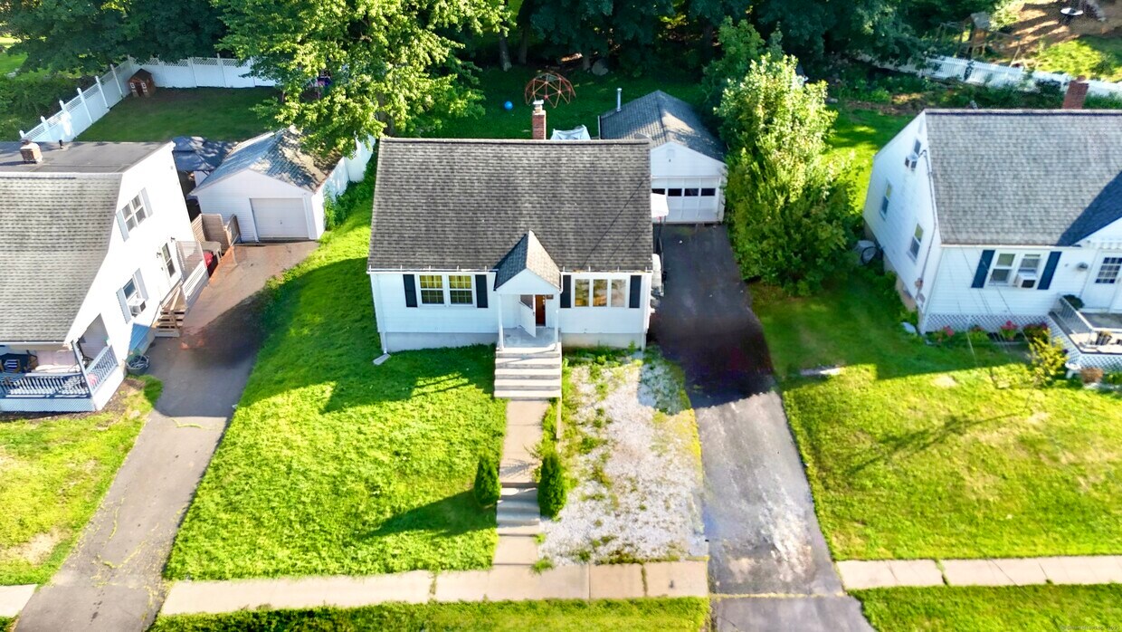 Foto principal - 382 Quinn St