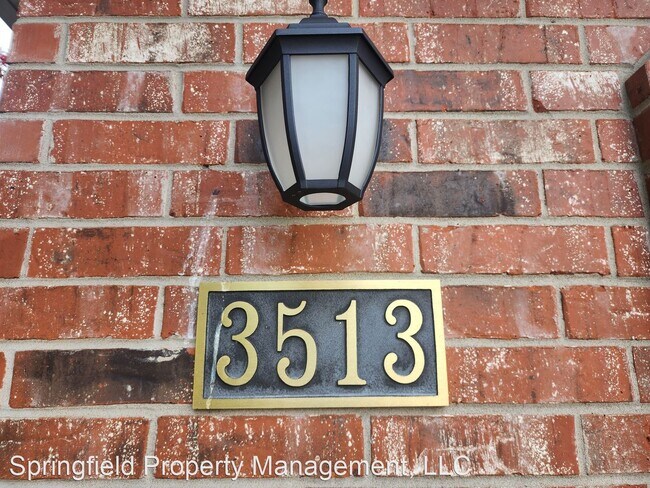 Foto del edificio - 3 br, 2 bath House - 3513 W Village Ter