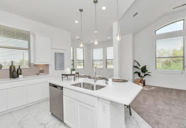 Foto del edificio - 1526 Crystal Stream Dr