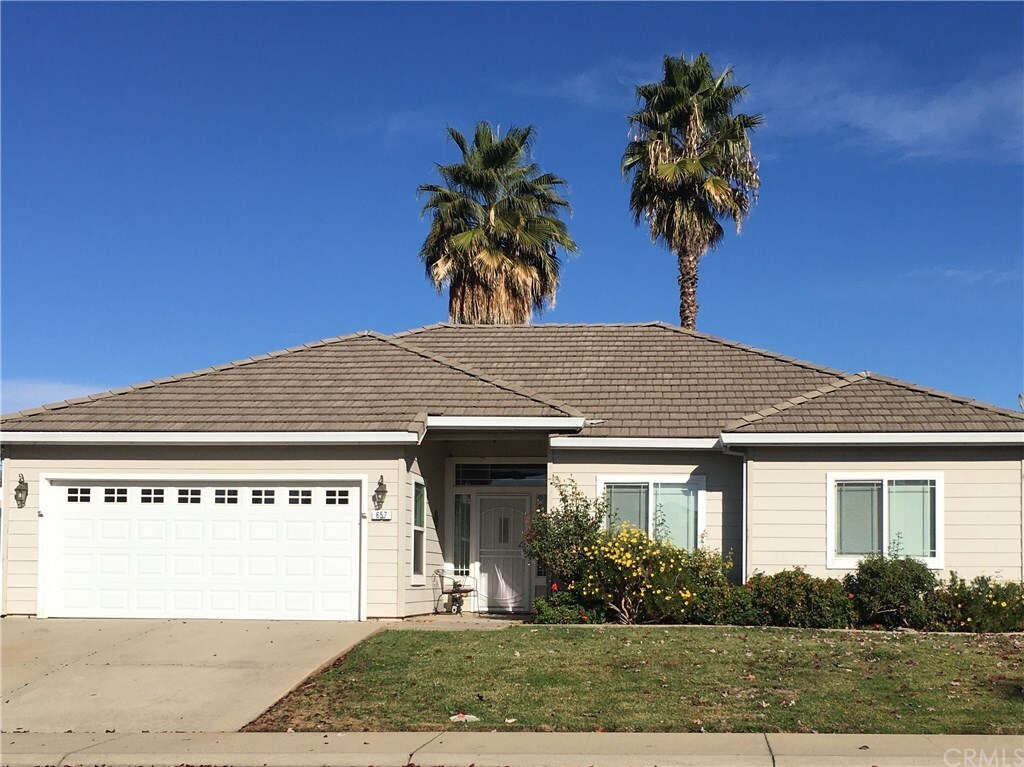 Primary Photo - 657 Oakshire Dr