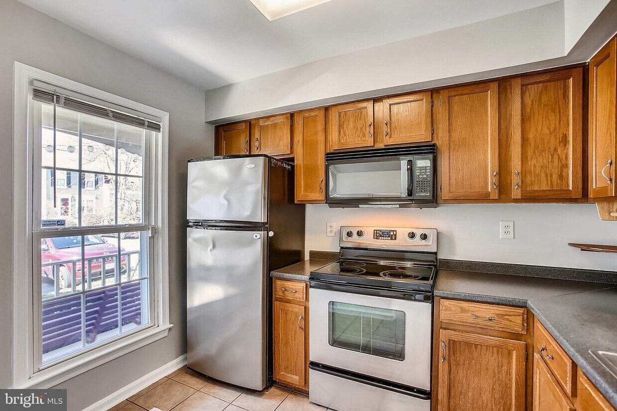 Foto principal - 6509 Brick Hearth Ct