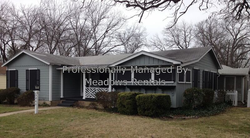 Primary Photo - 3205 Cumberland Ave
