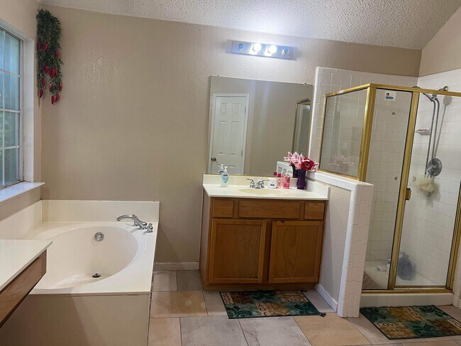 Foto del edificio - 7916 Salmon Run Way