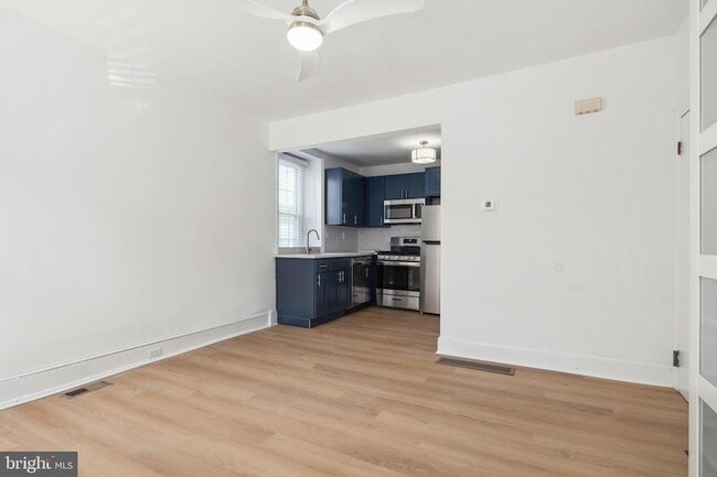 Building Photo - 3871 Terrace St
