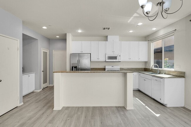 Building Photo - 1704 Cal Orchid Pl