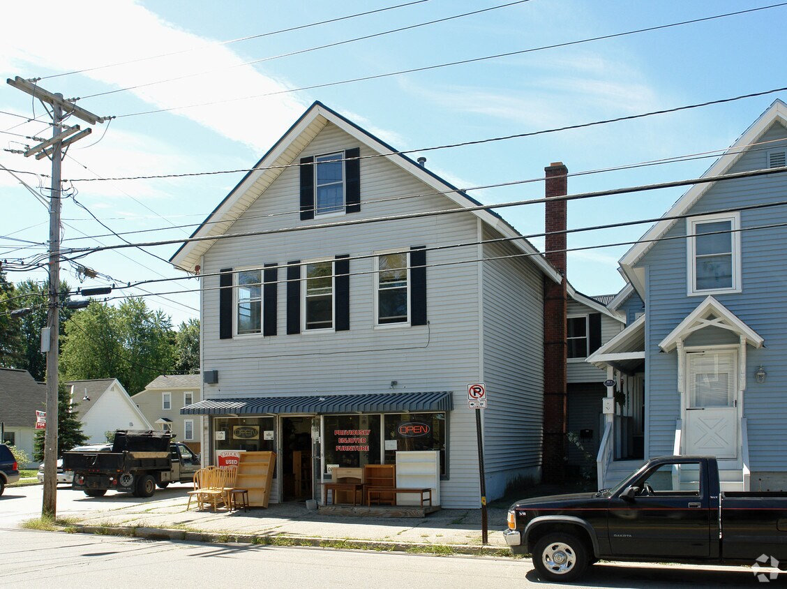 Building Photo - 82-84 S State St