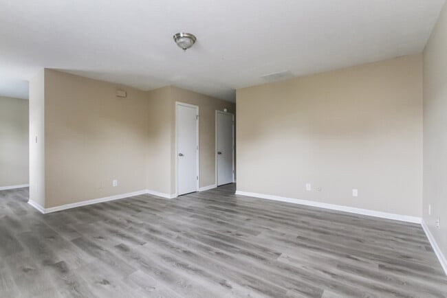 Building Photo - 3733 Bonn Blvd