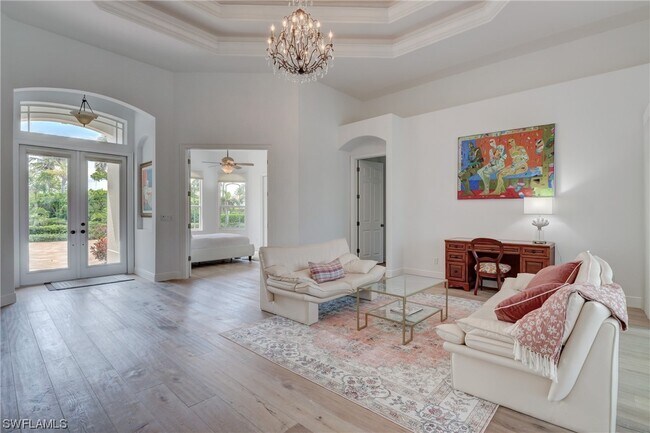 Building Photo - 493 Banyan Blvd