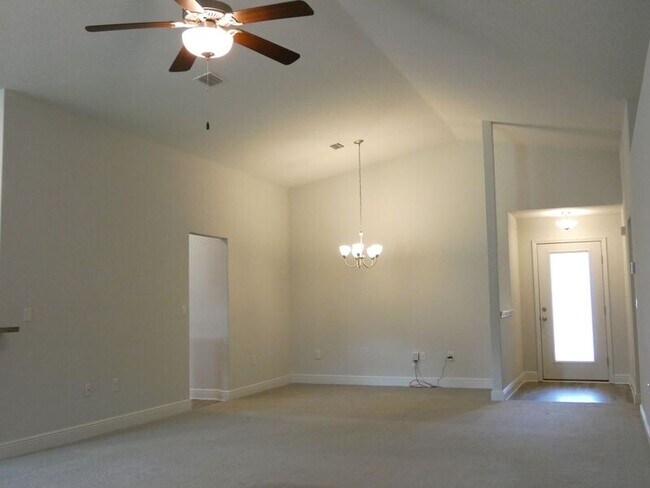 Foto del edificio - 4117 Hazelhurst Dr