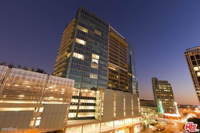 Foto del edificio - 2 br, 2 bath Condo - 3785 Wilshire Blvd Ap...