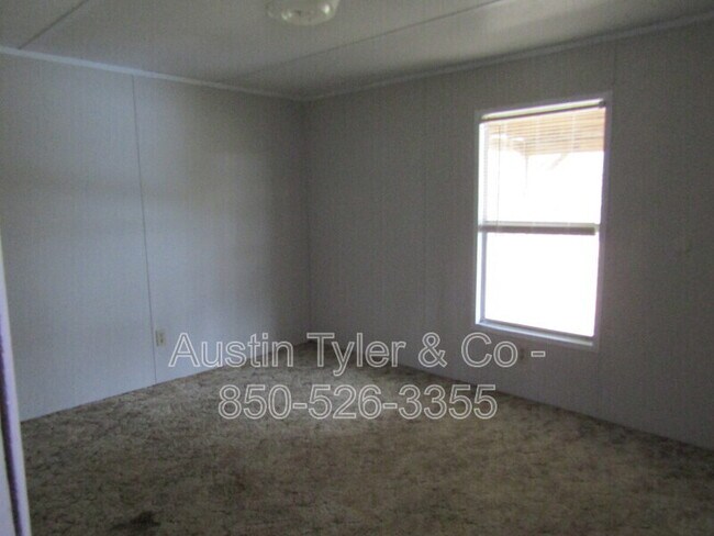 Foto del edificio - 5154 Hudson Dr