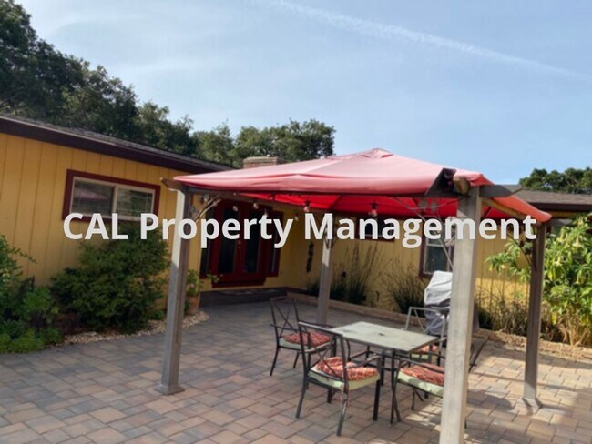 Building Photo - San Benancio Area Home for Rent!