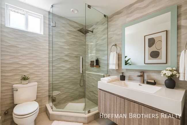 Building Photo - 947 4th St