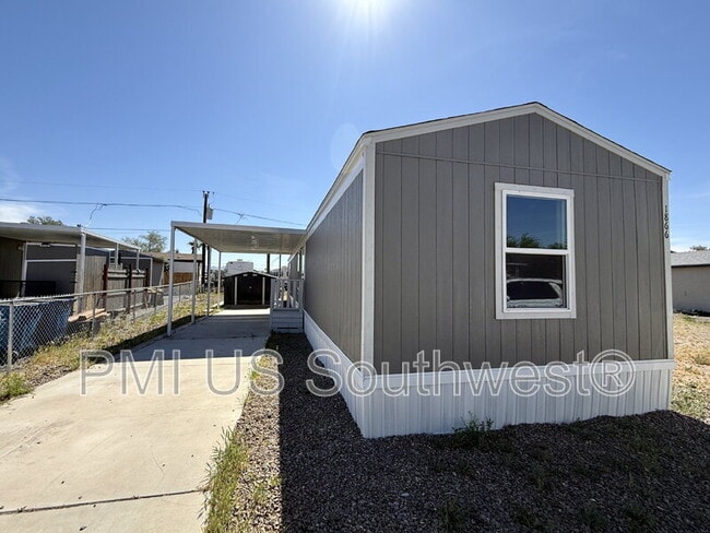 Building Photo - 1866 El Dorado Dr