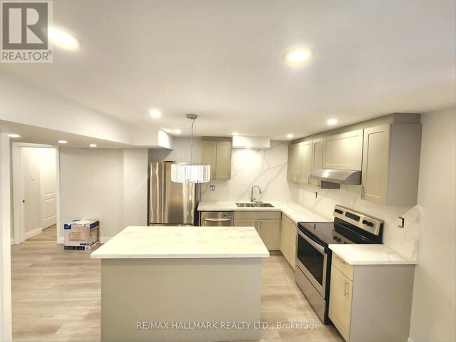 Building Photo - 9 Pugsley Ave