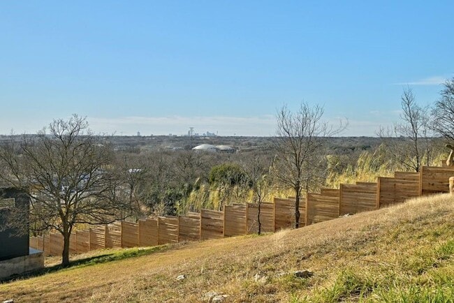Building Photo - 5210 Rogers Ln