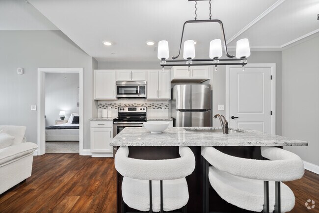 Interior Photo - Residences at Leader