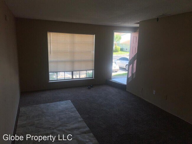 Building Photo - 2 br, 1.5 bath House - 3116 Windover Ave, #2C