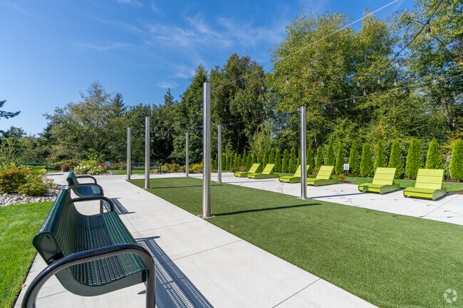 Patio - Olympic Park Apartments