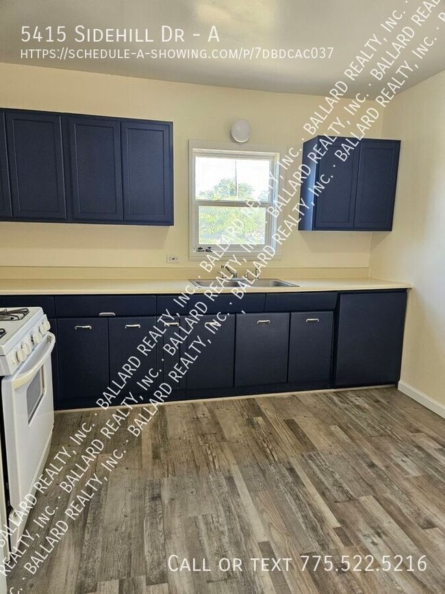 Building Photo - 5415 Sidehill Dr