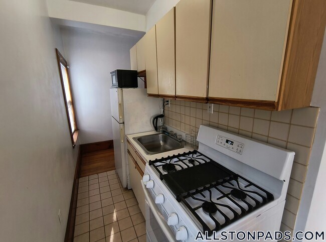 Foto del edificio - 36 Linden St