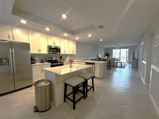 Foto del edificio - 14221 Heritage Landing Blvd