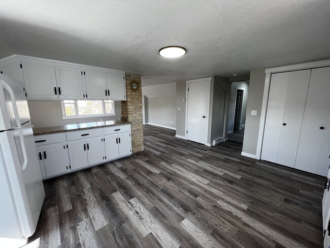 Large Kitchen with TONS of cabinets and counter space - 6290 Wildlife Dr