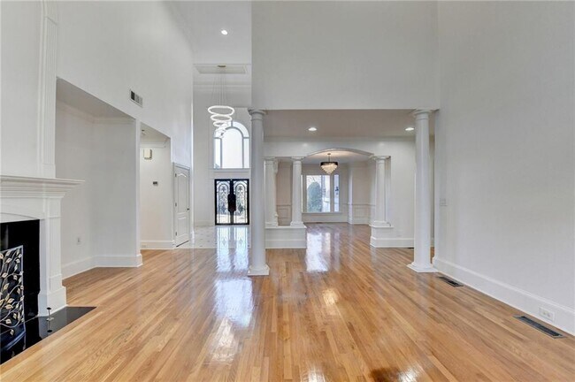 Foto del edificio - 7970 St Marlo Fairway Dr