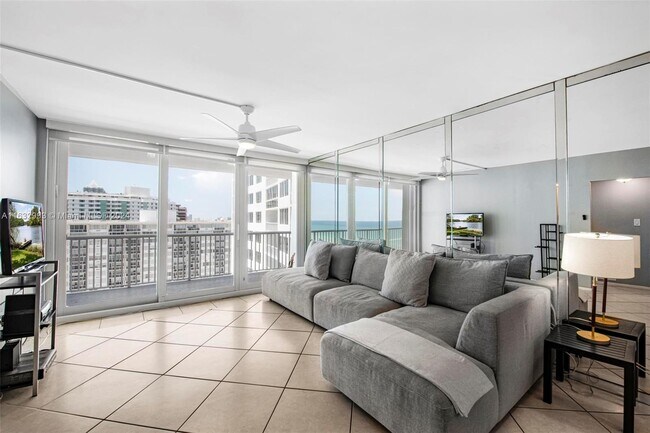 Foto del edificio - 5401 Collins Ave