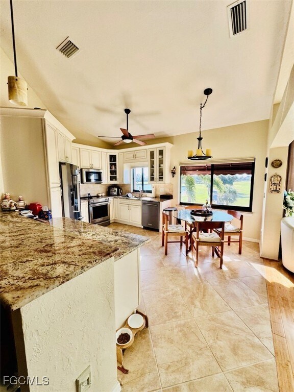 Building Photo - 16561 Heron Coach Way