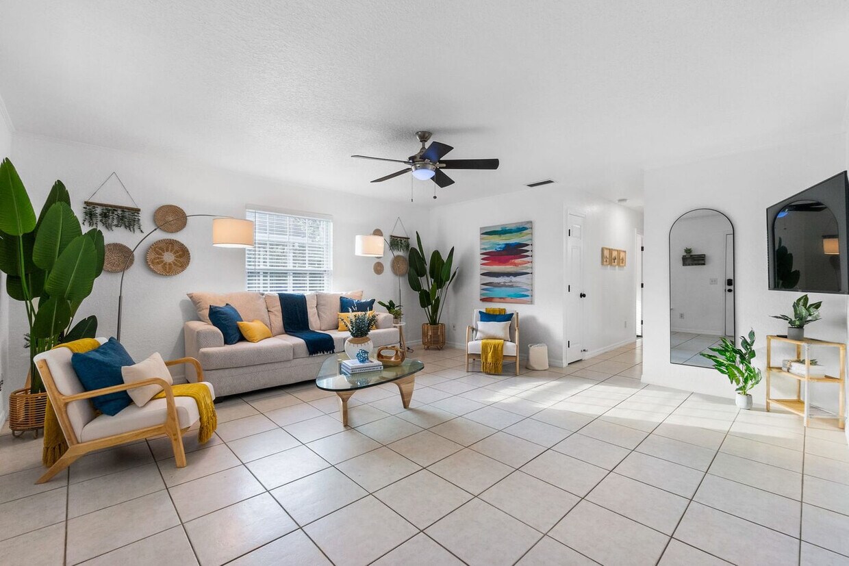 Foto principal - 550 Lena St