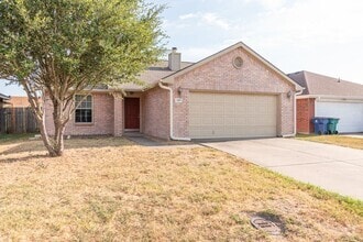 Building Photo - 131 Lipan St