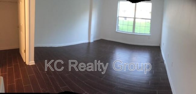 Photo - 8712 Grasmere Ct House