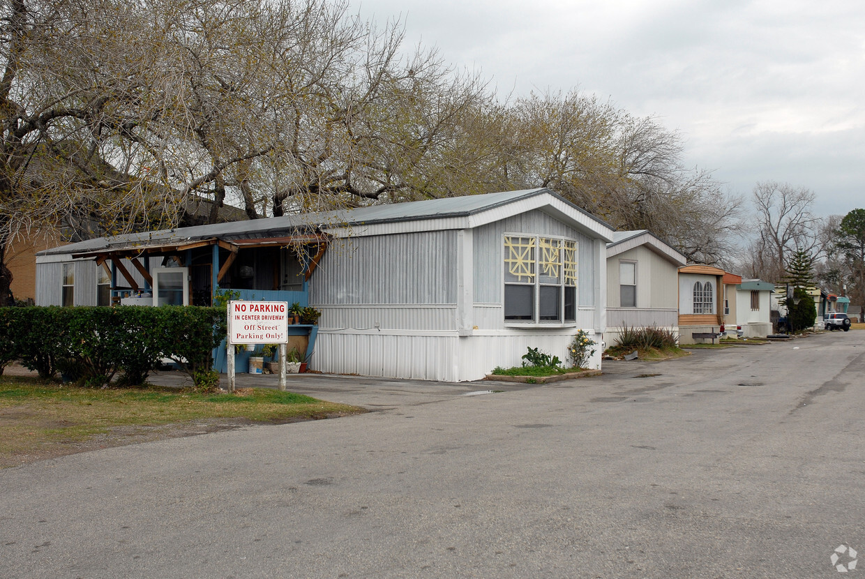 Building Photo - Northline Mobile Home Park