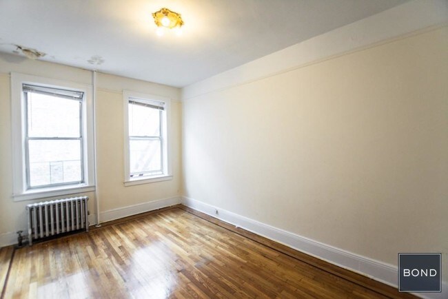 Foto del edificio - 3915 62nd St