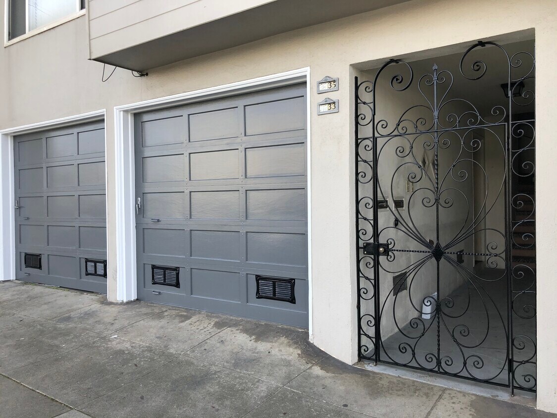 Primary Photo - 2233 Taraval St