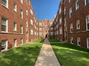 Foto del edificio - 1 bedroom in Chicago IL 60645