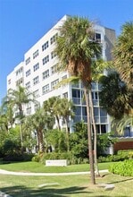 Building Photo - 590 Ocean Dr
